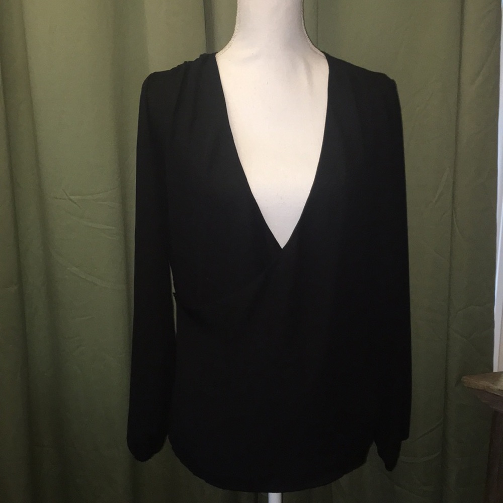 NWT - FOREVER 21 - Cross Body Top